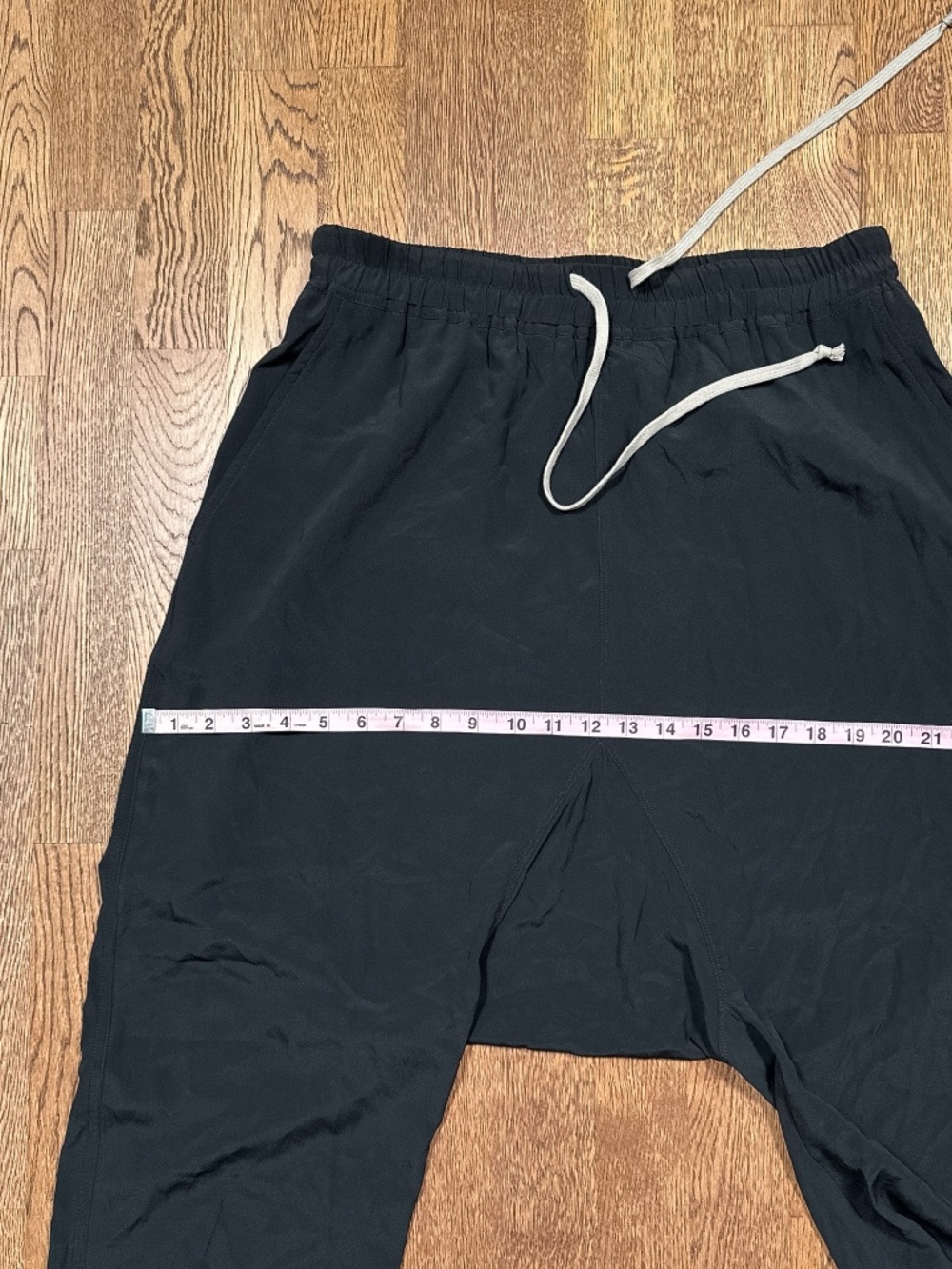 Rick Owens FW23 Luxor Drawstring Drop Crotch Cropped Pants Silk Blend Womens 10 - Picture 13 of 14